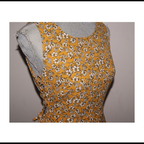 Mini dress. - Picture 3 of 7